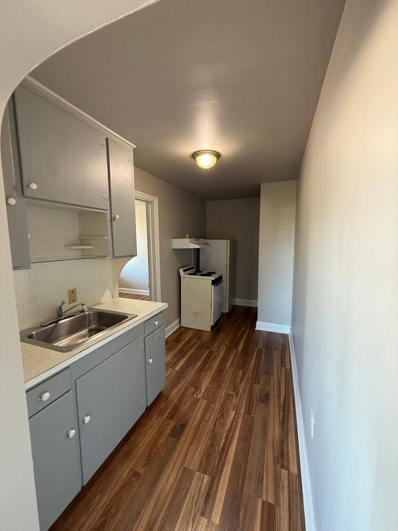 Apartment for rent at 800 S 4th St, Chambersburg, PA 17201
