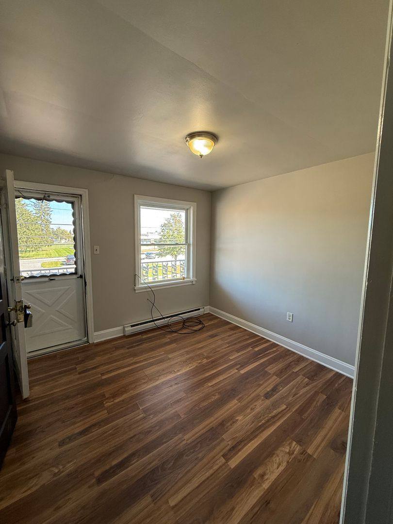 Apartment for rent at 800 S 4th St, Chambersburg, PA 17201