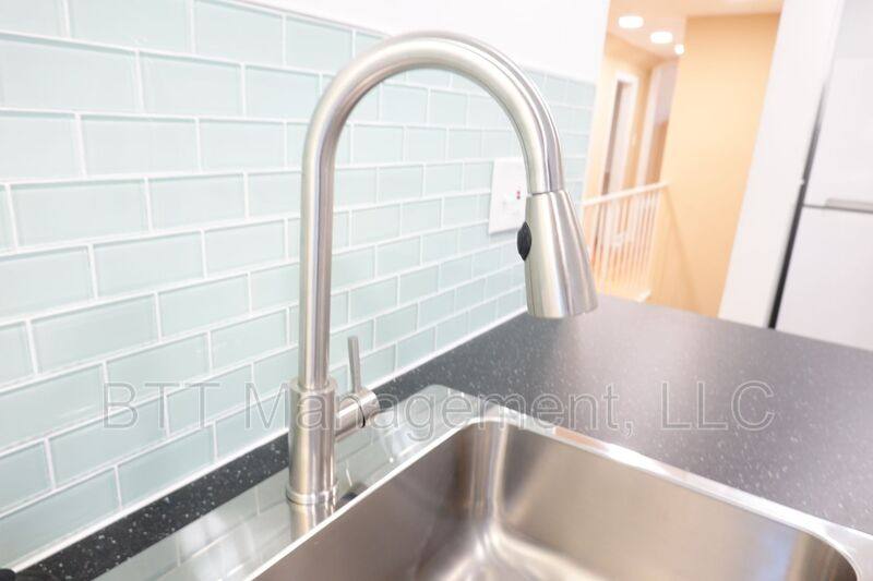 Apartment for rent at 8220 Greenwood Ave #3, Takoma Park, MD 20912