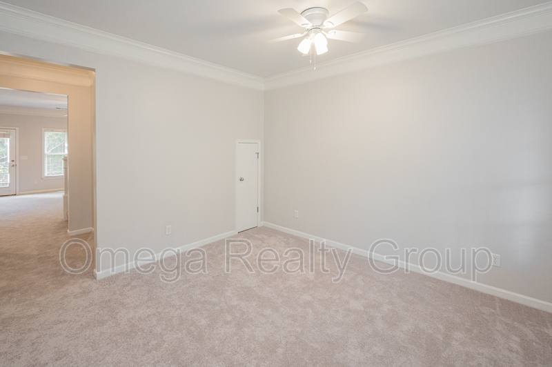 Townhouse for rent at 2335 Acton Park Circle, Birmingham, AL 35243