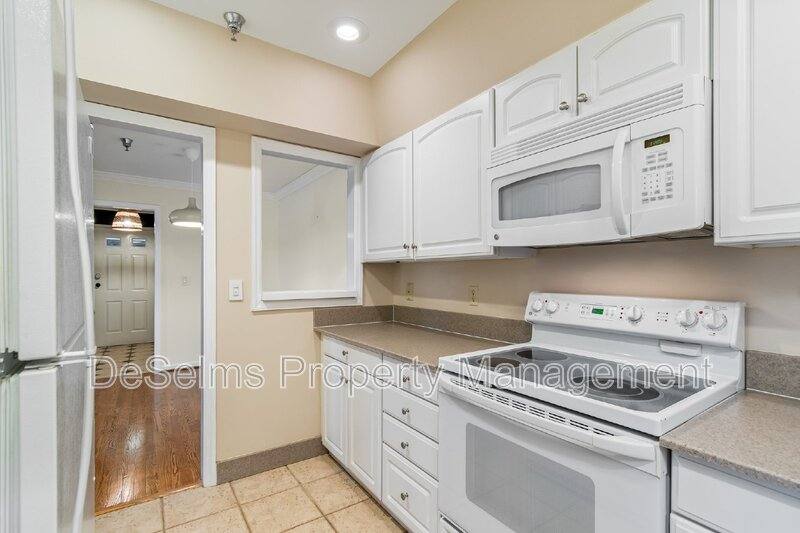 Condo for rent at 5025 Hillsboro Pike #7H, Nashville, TN 37215