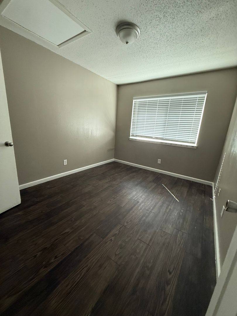 5631 S Peoria #B, Tulsa, OK 74105 - Apartment for Rent - Image 5