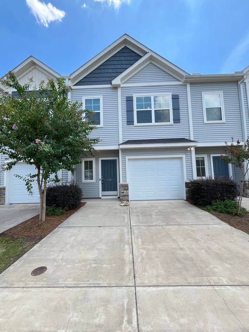 Townhouse for rent at 116 Bluet Lane #6 B, Taylors, SC 29687
