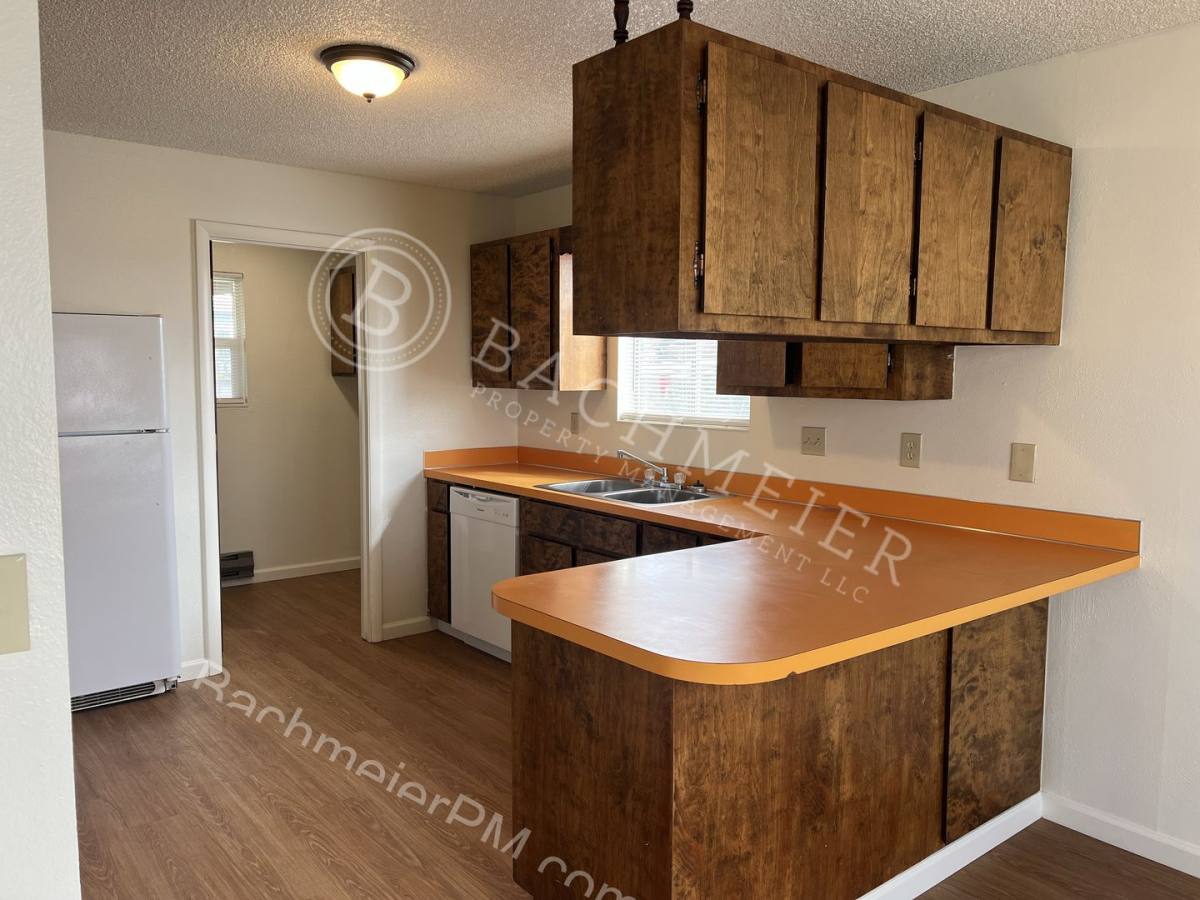 Apartment for rent at 707 SE 6th St, Pendleton, OR 97801