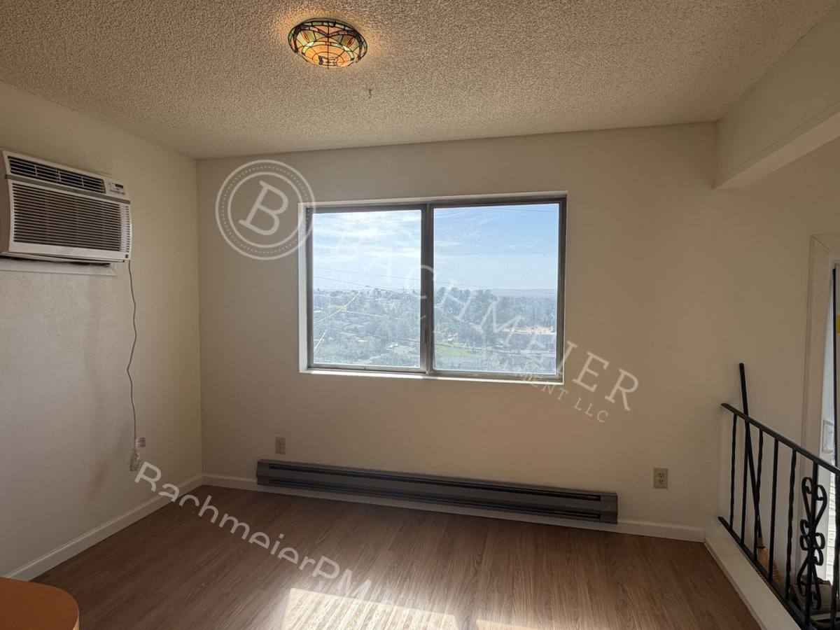 Apartment for rent at 707 SE 6th St, Pendleton, OR 97801