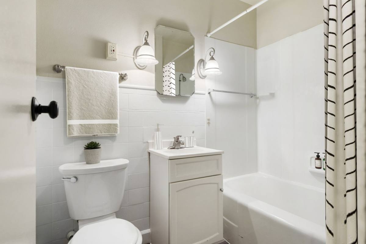 Apartment for rent at 569 Cleveland Ave S, St. Paul, MN 55116