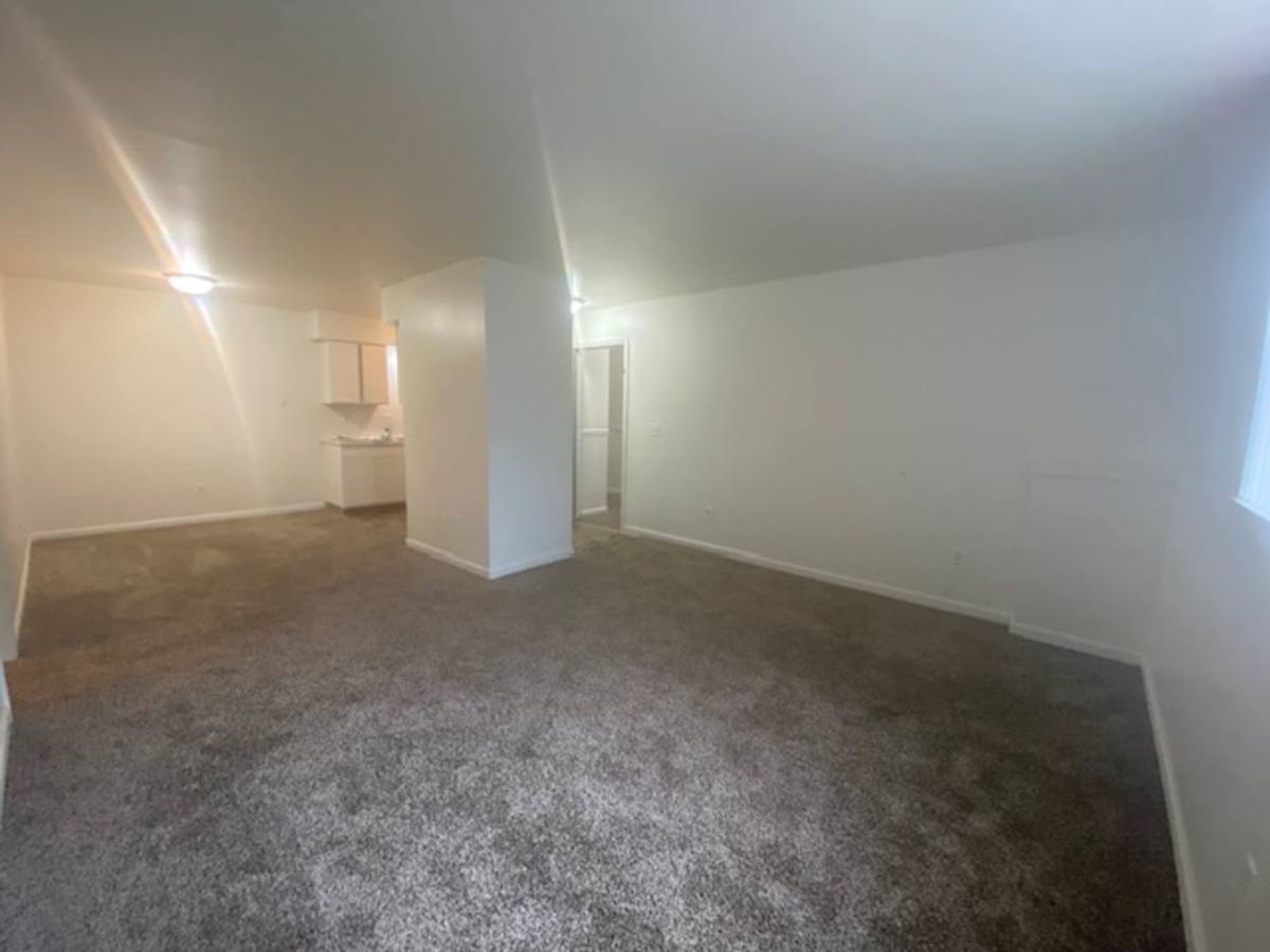 Apartment for rent at 755 E Grand Blanc Rd, Grand Blanc, MI 48439