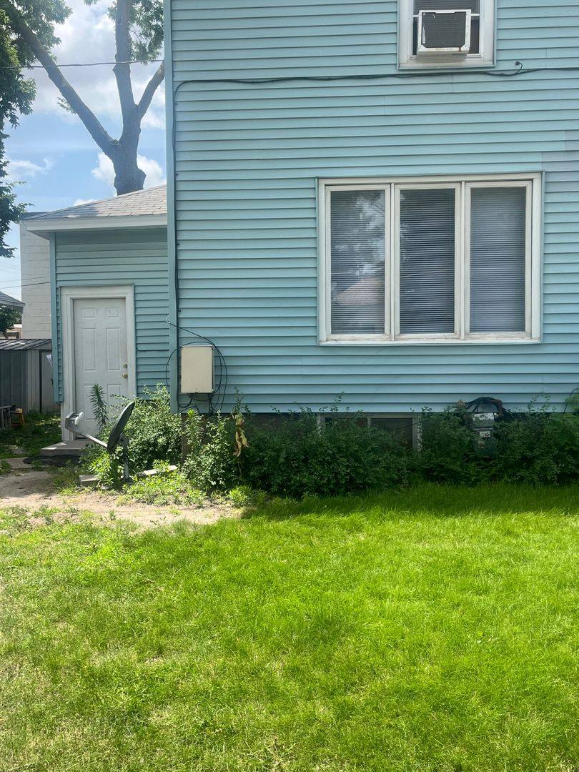 422 N Cleburn St, Grand Island, NE 68801 - Apartment for Rent