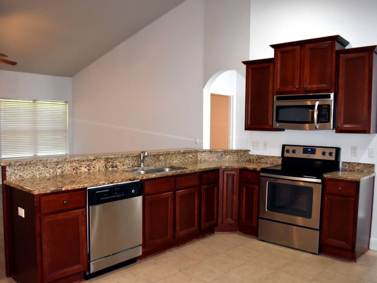 474 Mango Lane, Freeport, FL 32439 - House for Rent - Image 9