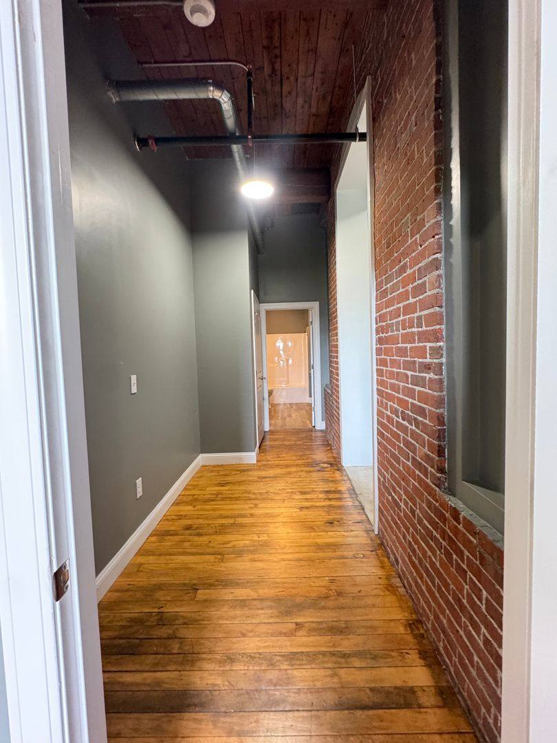 Apartment for rent at 70 Webster St, Worcester, MA 01603