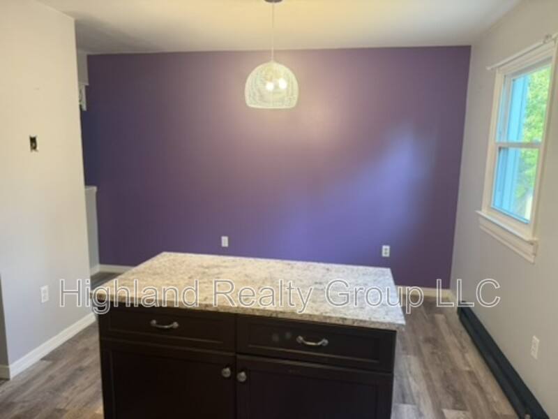 House for rent at 1008 Cloverton Dr, Columbia, PA 17512