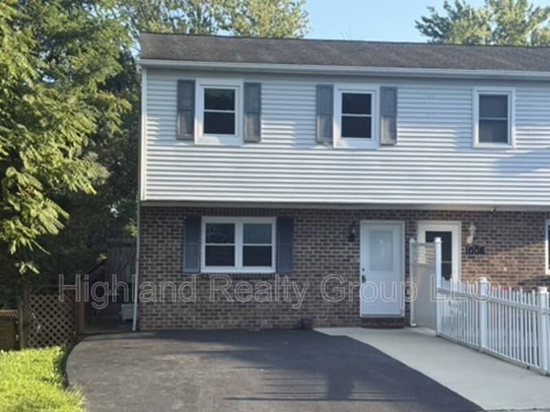 House for rent at 1008 Cloverton Dr, Columbia, PA 17512