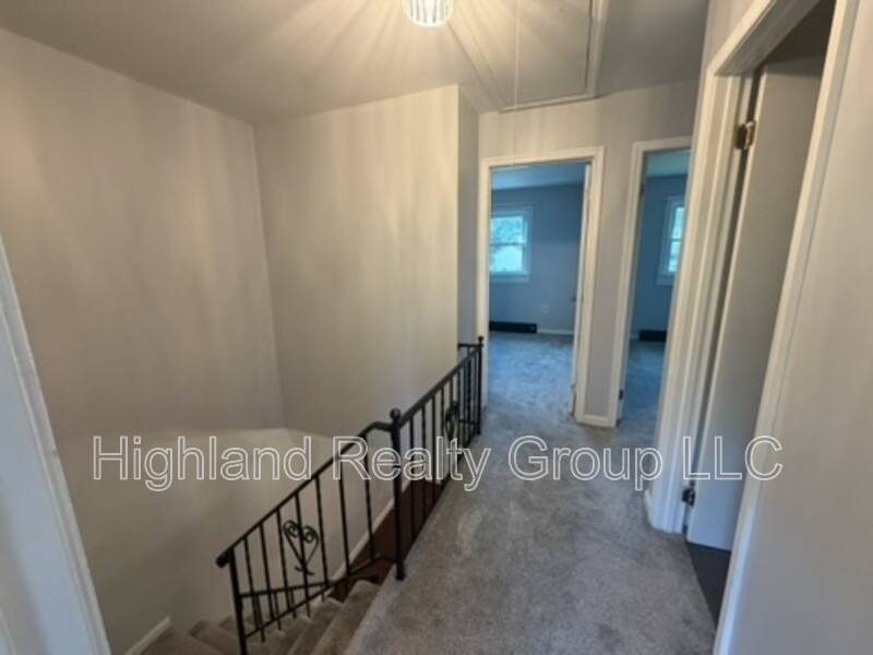 House for rent at 1008 Cloverton Dr, Columbia, PA 17512