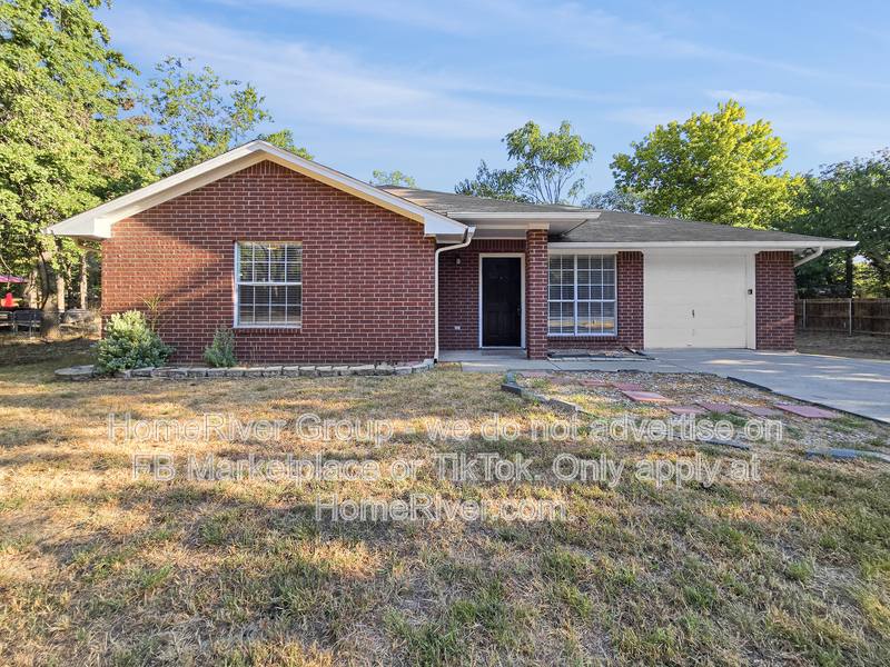 House for rent at 1113 Poe St, Azle, TX 76020