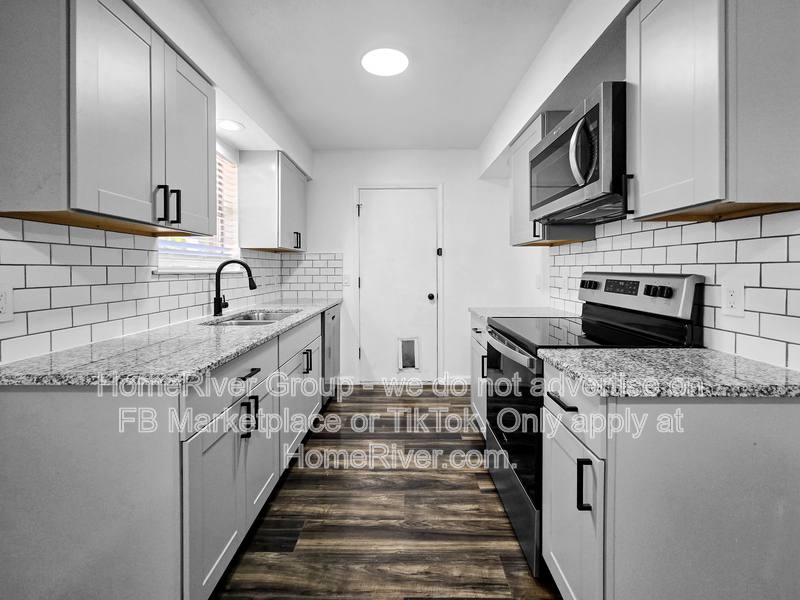 House for rent at 1113 Poe St, Azle, TX 76020