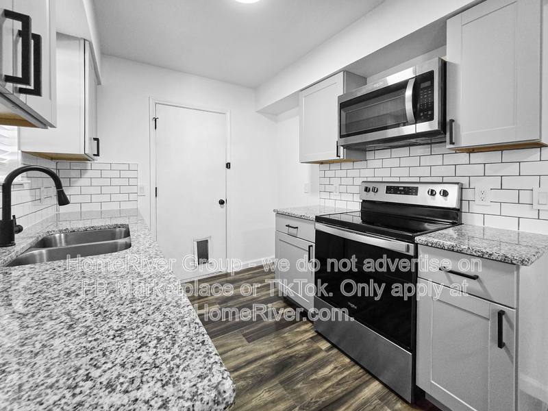 House for rent at 1113 Poe St, Azle, TX 76020