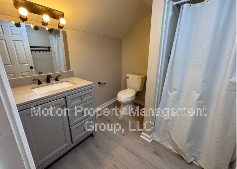 Apartment for rent at 808 Harrisburg Dr SW #A, Lenoir, NC 28645