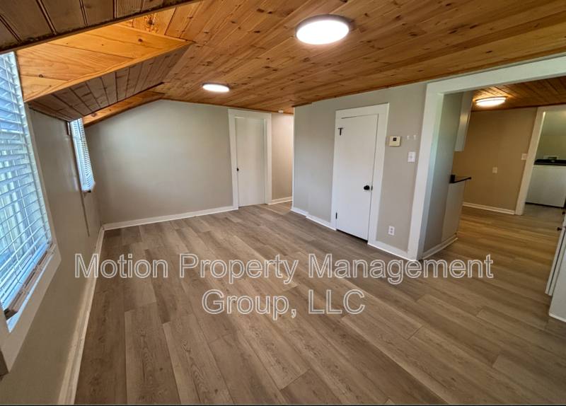 Apartment for rent at 808 Harrisburg Dr SW #A, Lenoir, NC 28645