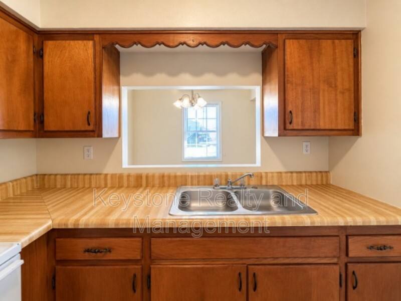 919 Gabby Lane, Oak Grove, KY 42262 - Apartment for Rent - Image 4