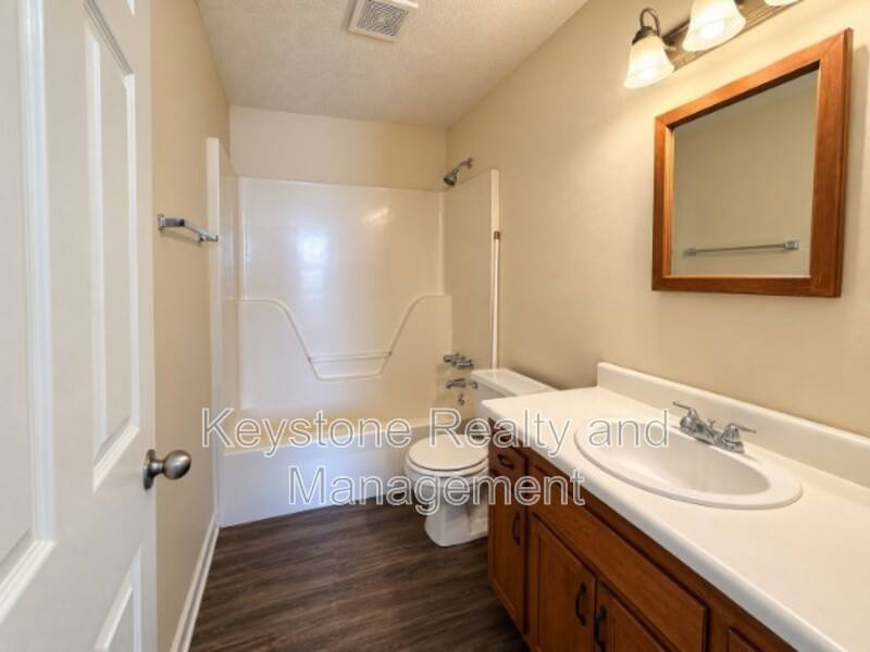 919 Gabby Lane, Oak Grove, KY 42262 - Apartment for Rent - Image 9