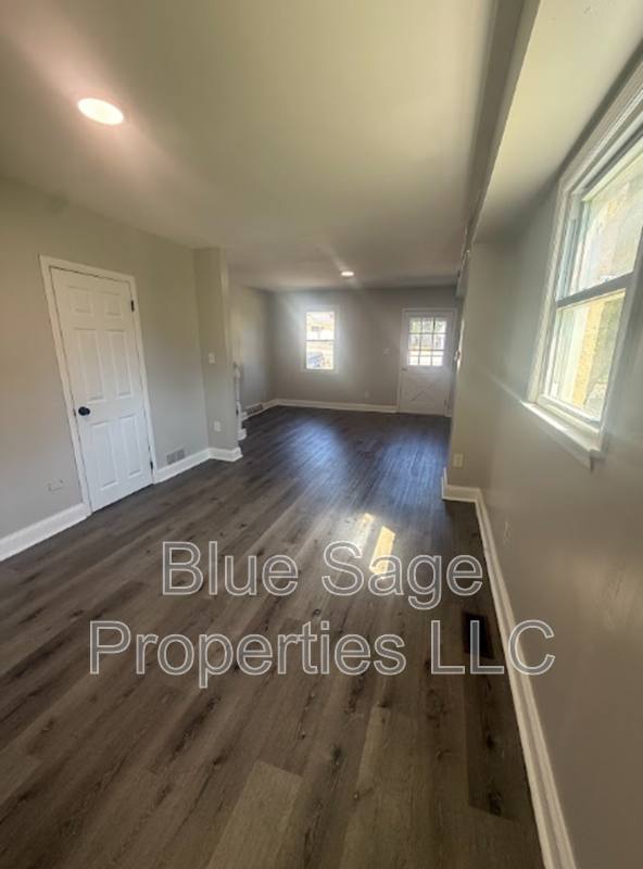 Townhouse for rent at 800-818 Main St #800, Marcus Hook, PA 19061