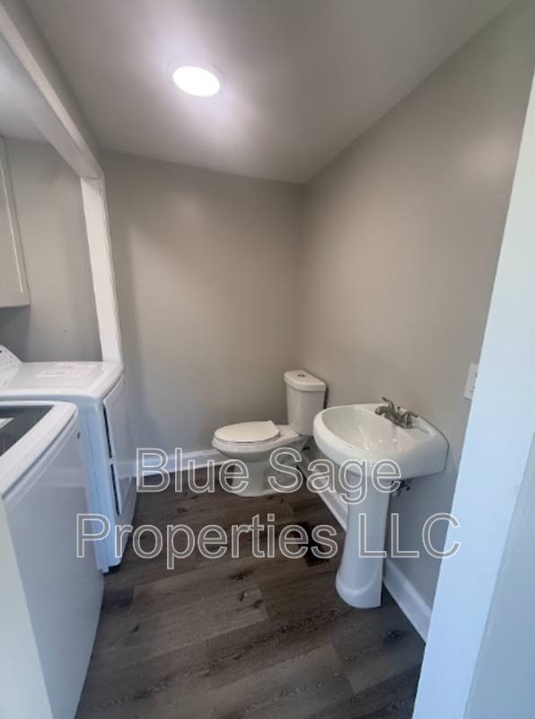 Townhouse for rent at 800-818 Main St #800, Marcus Hook, PA 19061