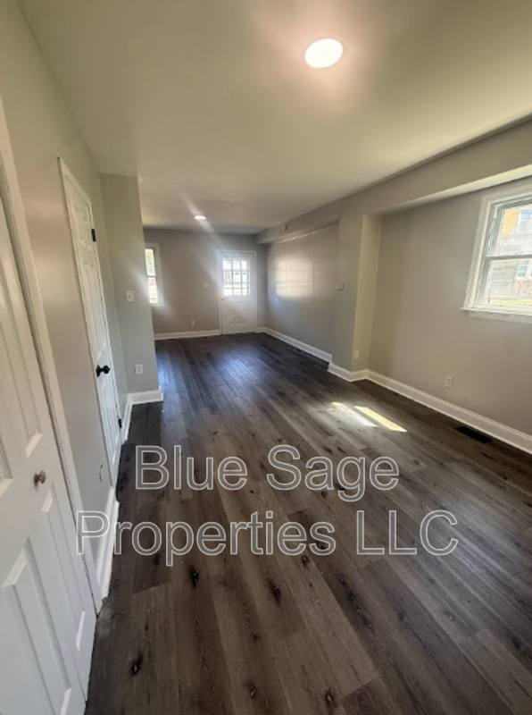 Townhouse for rent at 800-818 Main St #800, Marcus Hook, PA 19061