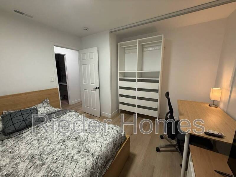 Apartment for rent at 664 Carefree Dr #ROOM 2, San Diego, CA 92114