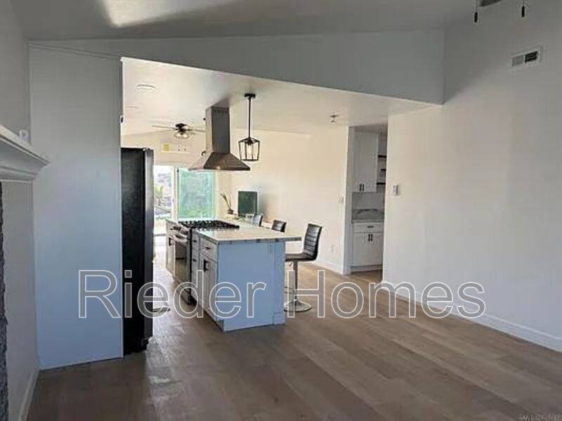 Apartment for rent at 664 Carefree Dr #ROOM 2, San Diego, CA 92114