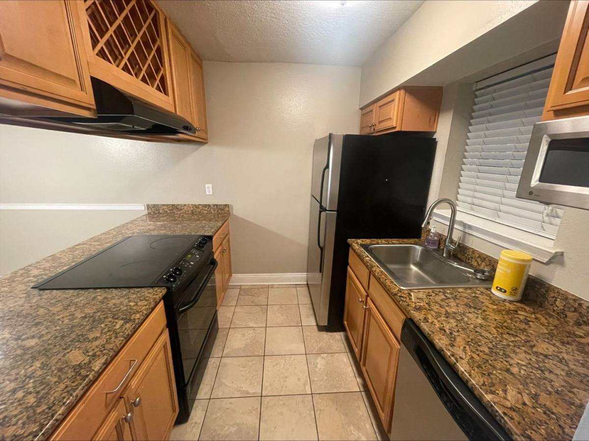 Condo for rent at 3805 Houma Blvd #C222, Metairie, LA 70006