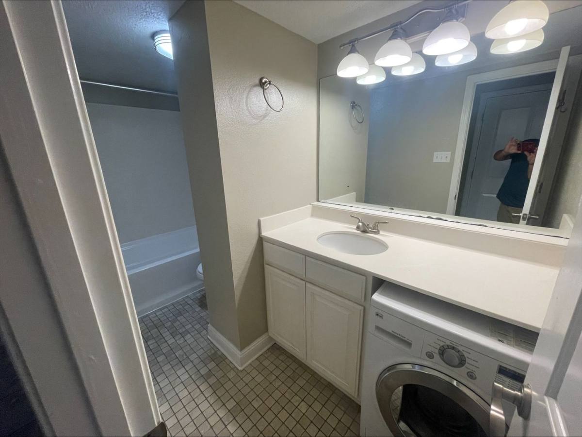 Condo for rent at 3805 Houma Blvd #C222, Metairie, LA 70006