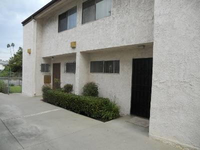 Apartment for rent at 1100E 112th St, Los Angeles, CA 90022