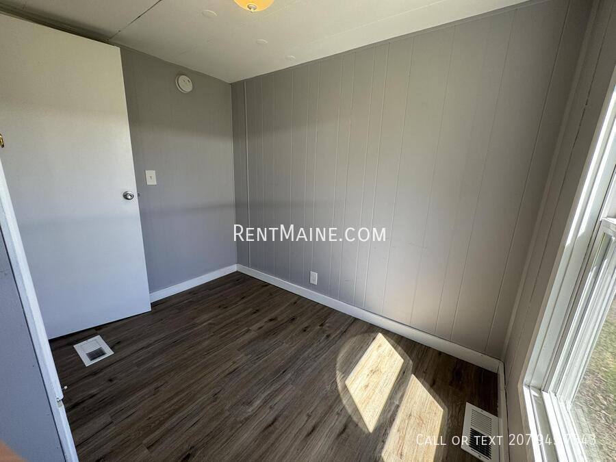 Apartment for rent at 24 Park Dr, Canaan, ME 04924