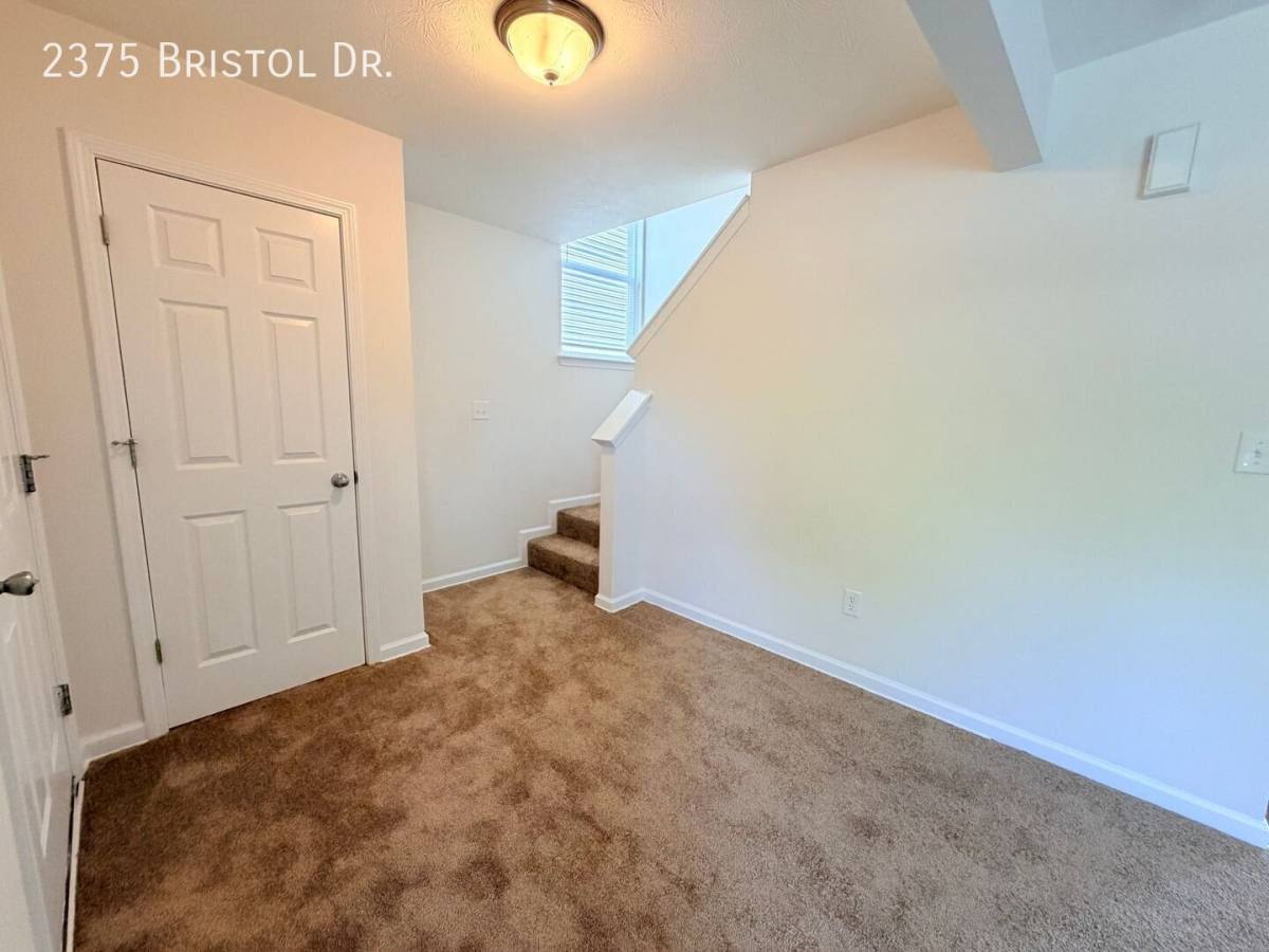 House for rent at 2375 Bristol Dr, Franklin, IN 46131