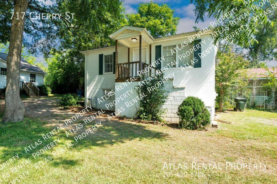 House for rent at 717 Cherry St, Talladega, AL 35160