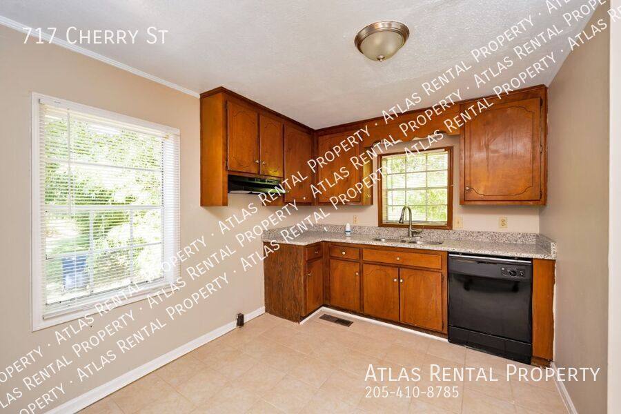 House for rent at 717 Cherry St, Talladega, AL 35160