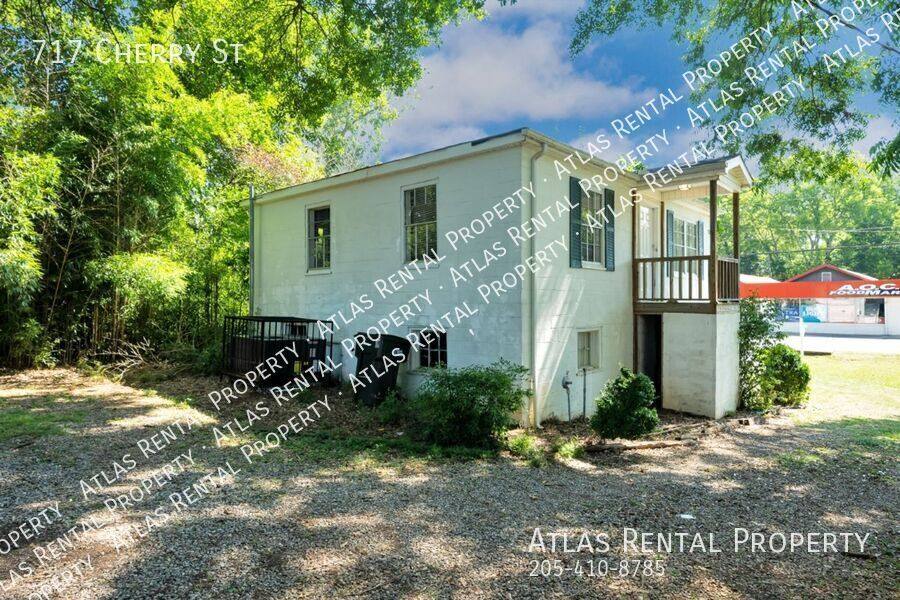 House for rent at 717 Cherry St, Talladega, AL 35160