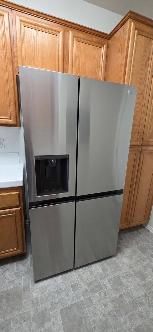 Townhouse for rent at 1372 Ashton Park Lane, Newbury Park, CA 91320