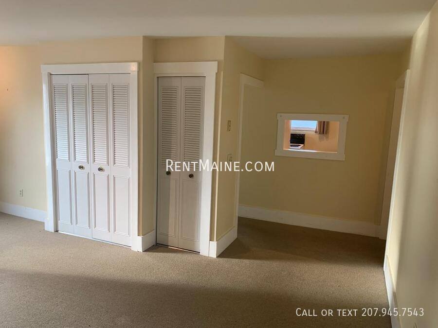 Apartment for rent at 94 Western Ave #1, Augusta, ME 04330