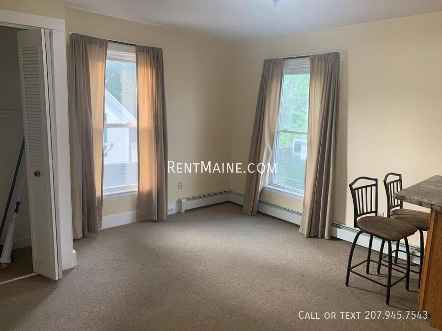 Apartment for rent at 94 Western Ave #1, Augusta, ME 04330
