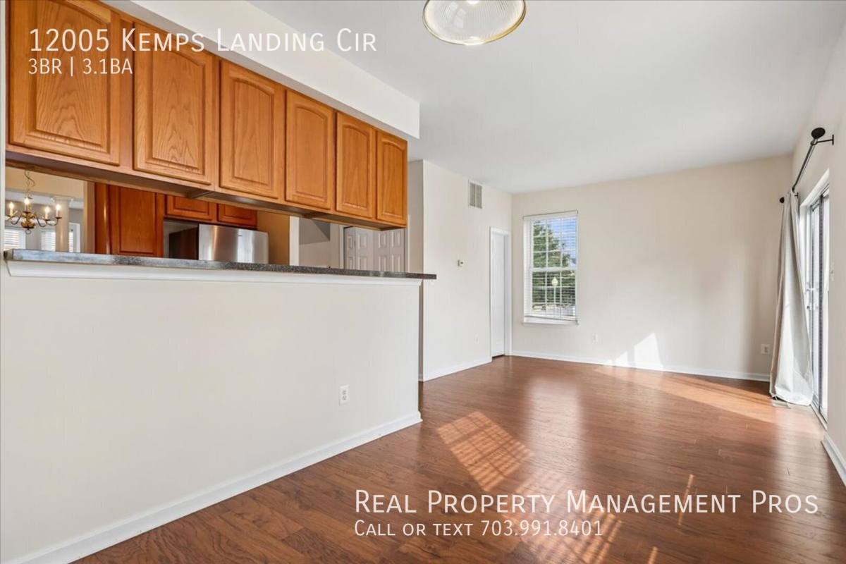Townhouse for rent at 12005 Kemps Landing Circle, Manassas, VA 20109