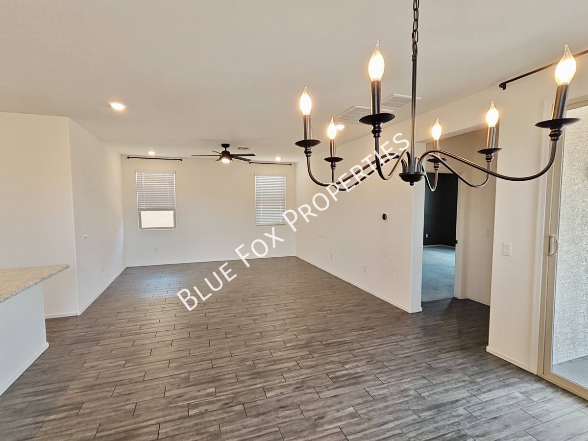 House for rent at 7926 S Golden Bell Dr, Tucson, AZ 85747