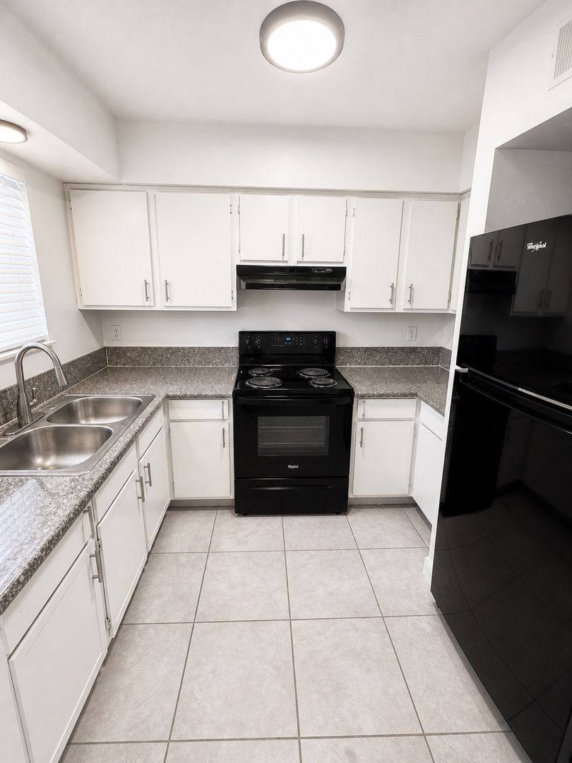 Apartment for rent at 1181 Bentley Rd #1, Leesburg, FL 34748
