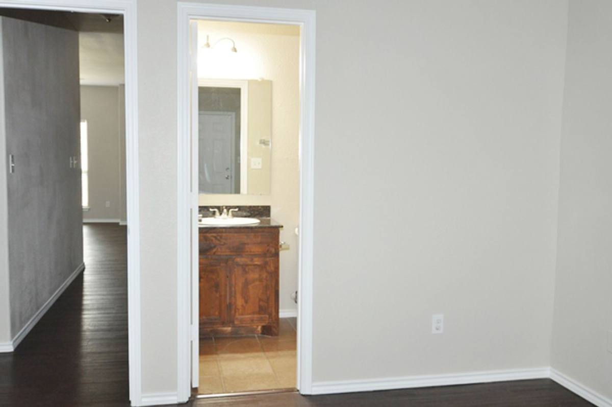 Apartment for rent at 7600-7602 Novella Dr, Fort Worth, TX 76134