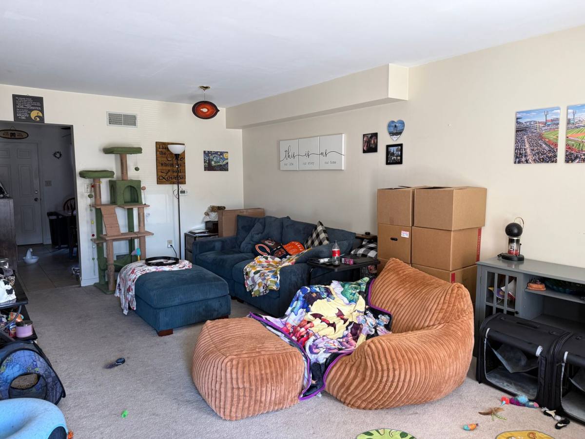 Townhouse for rent at 777 Old Silver Spring Rd, Mechanicsburg, PA 17055