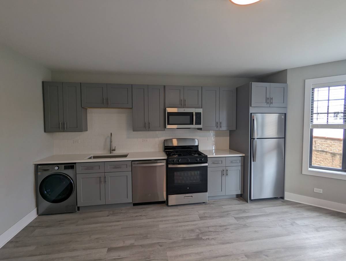 Apartment for rent at 373 Hazel #B8, Glencoe, IL 60022