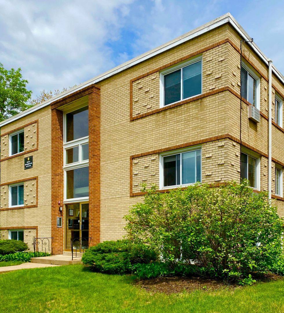 Apartment for rent at 3609 Grand Ave S, Minneapolis, MN 55409