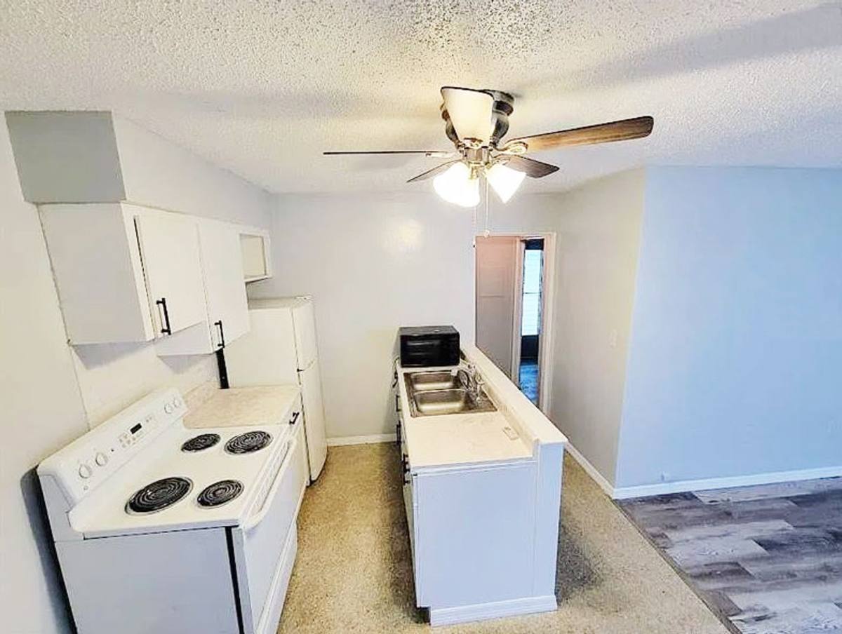 Apartment for rent at 7317 46th Ave N, St. Petersburg, FL 33709