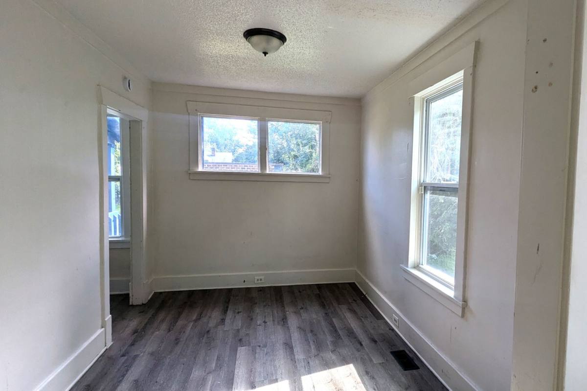 Apartment for rent at 209 Iona Ave, Muskegon, MI 49442