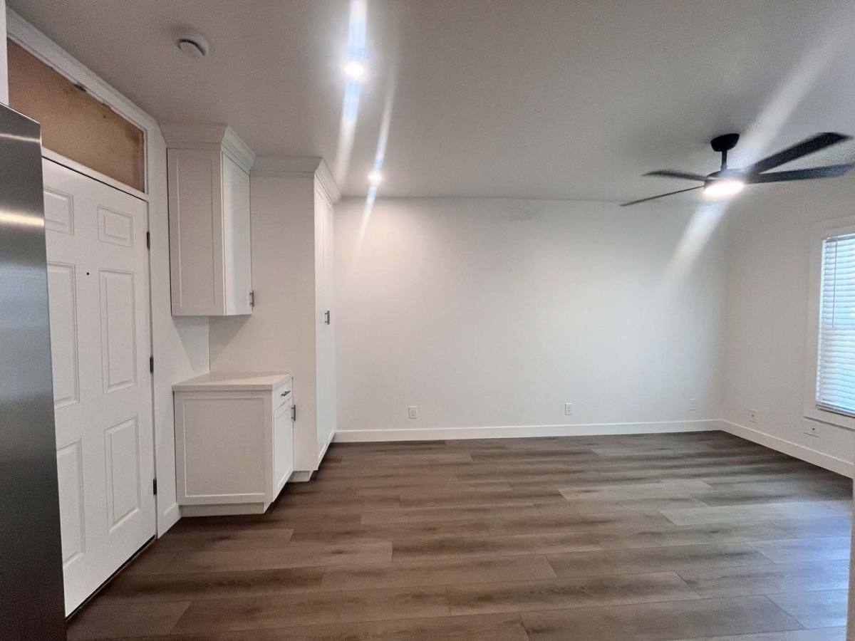 City Lofts, 2230 Albatross St, San Diego, CA 92101 - Apartment for Rent - Image 2